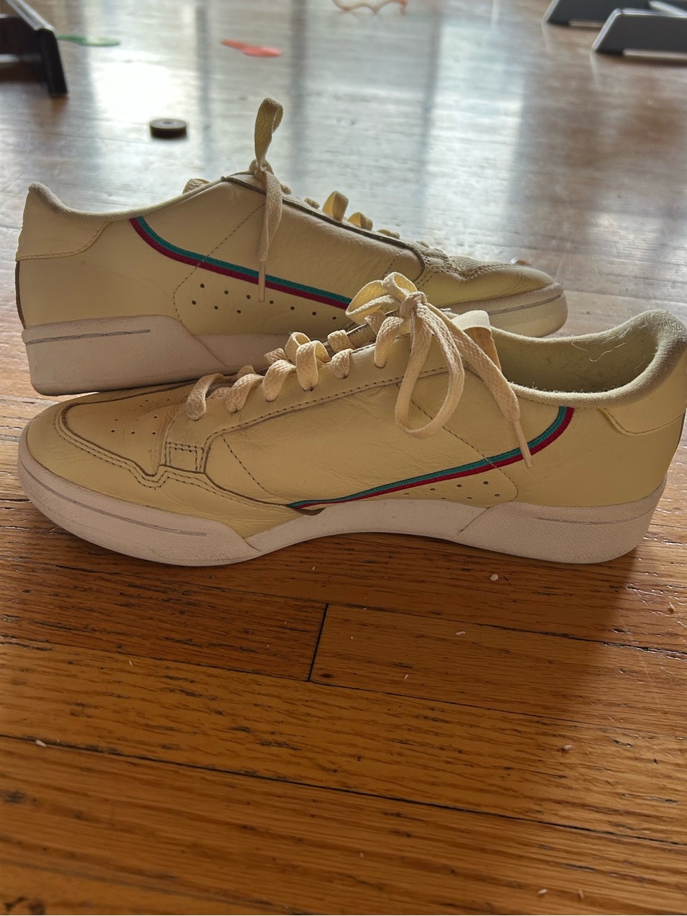 Adidas Men's Cream continental Casual Leather Sneakers with Retro Stripe in mist